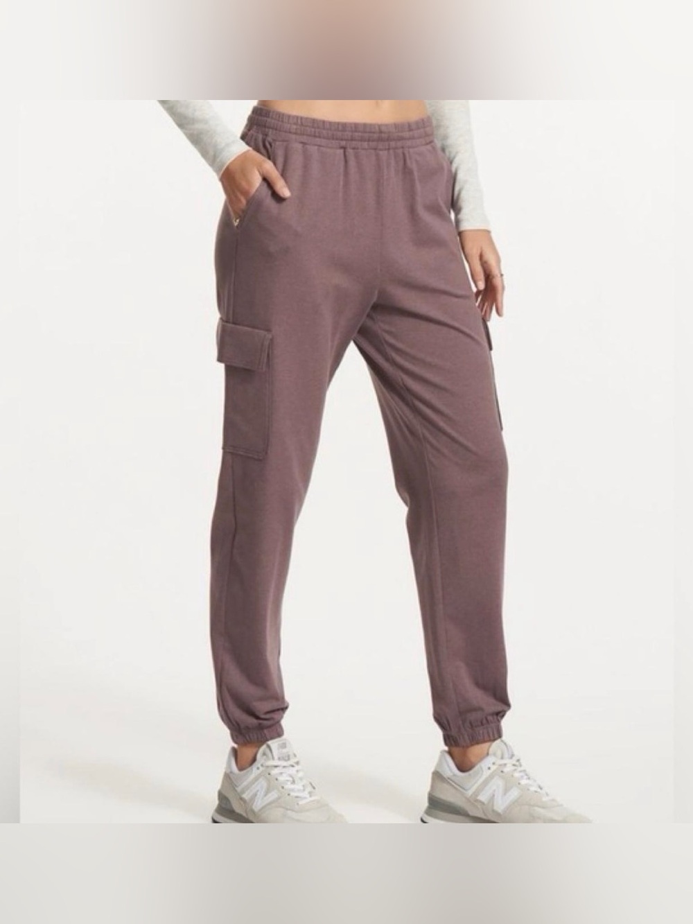 VUORI Boyfriend Cargo Jogger sweatpants size M